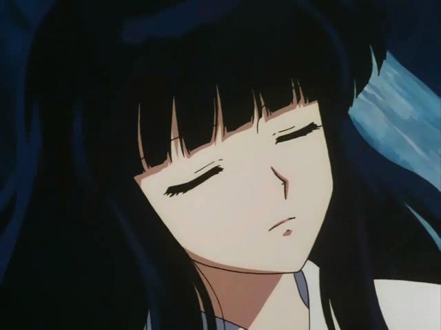 Otaku Gallery  / Anime e Manga / Inu-Yasha / Screen Shots / Episodi / 023 - La voce di Kagome e il bacio di Kikyo / 014.jpg